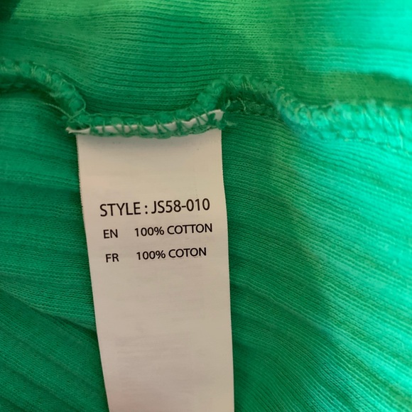 Revamped | Green Top - Picture 5 of 5